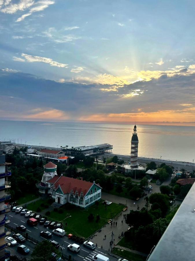 Orbi City Hotel On The Sea Μπατούμι Εξωτερικό φωτογραφία